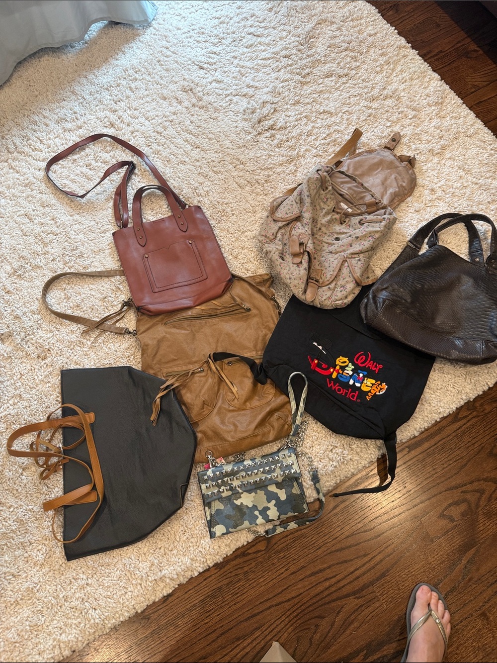 Bundle of bags all Style will put at the 5 pounds -